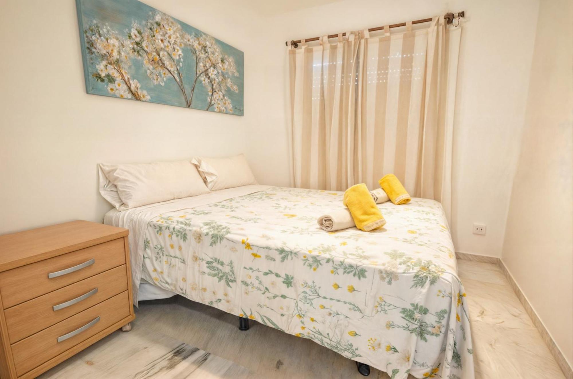 Apartamento Pilar Marbella Exterior foto